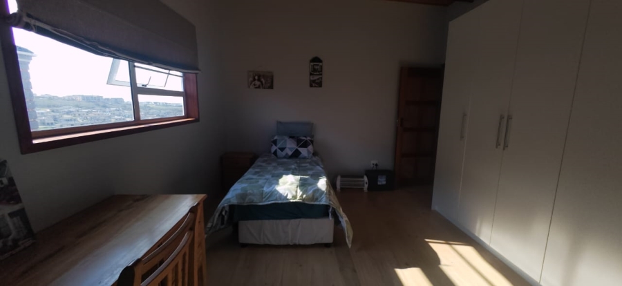 5 Bedroom Property for Sale in Seemeeu Park Western Cape